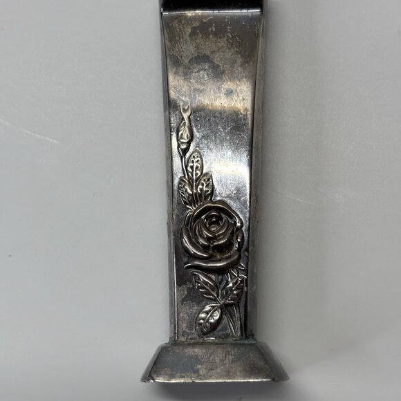 Classic Rose by Reed & Barton Sterling Silver Salt Or Pepper Shaker (1) Roses - Picture 2 of 11